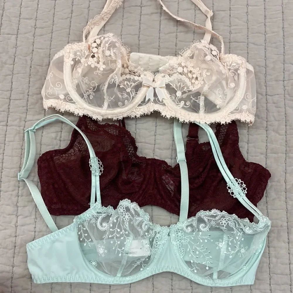 Simone Perele Lace Bra - Picture 7 of 9